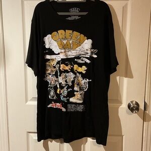 NWT Green Day Graphic Band Tee - Black